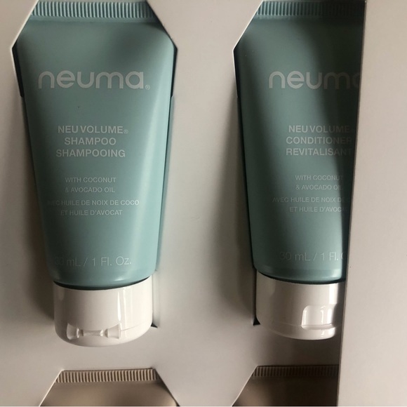 NEUMA LUXURY HAIRCARE TRAVEL/TRIAL PACK—-NEW AND UNOPENED - Picture 2 of 5